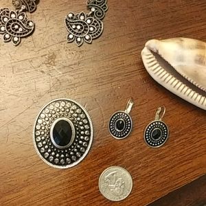 Beautiful silver with black stone  set